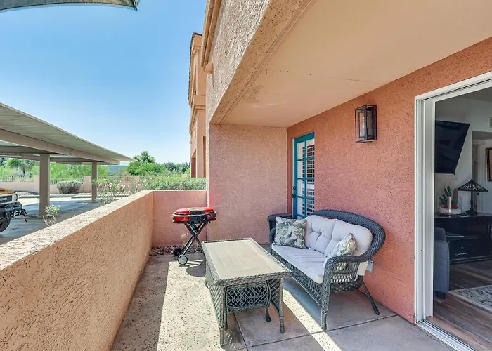 1 Mi To Beach: Havasu W/ Balcony Holiday home Lake Havasu City