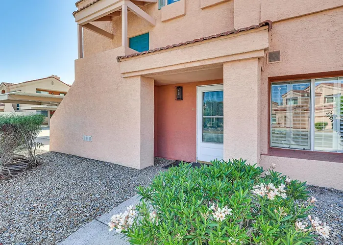 1 Mi To Beach: Havasu W/ Balcony * Lake Havasu City