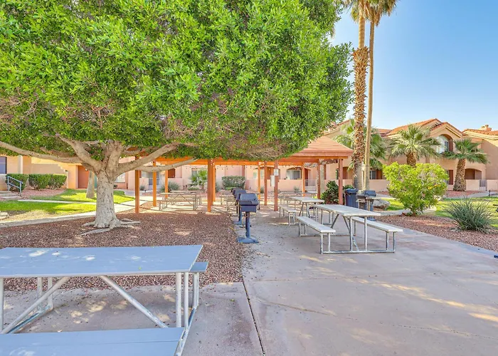 Holiday home 1 Mi To Beach: Havasu W/ Balcony Lake Havasu City